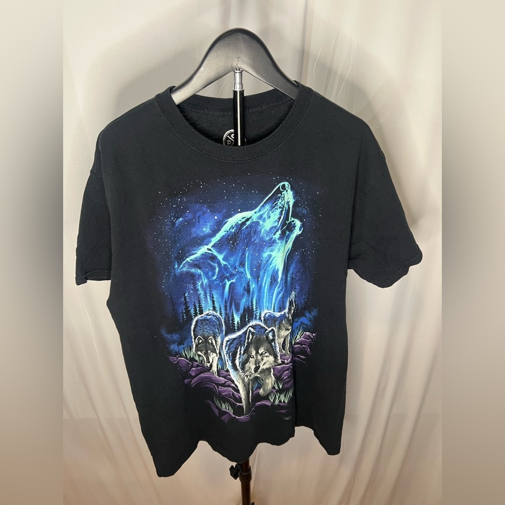 Black Wolf Graphic Short Sleeve Tee - Black
